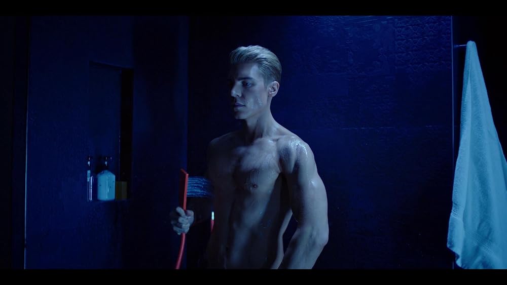 Raptus — blue-lit shower scene